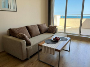 Stunning apartment with magnificent sea view, B321
